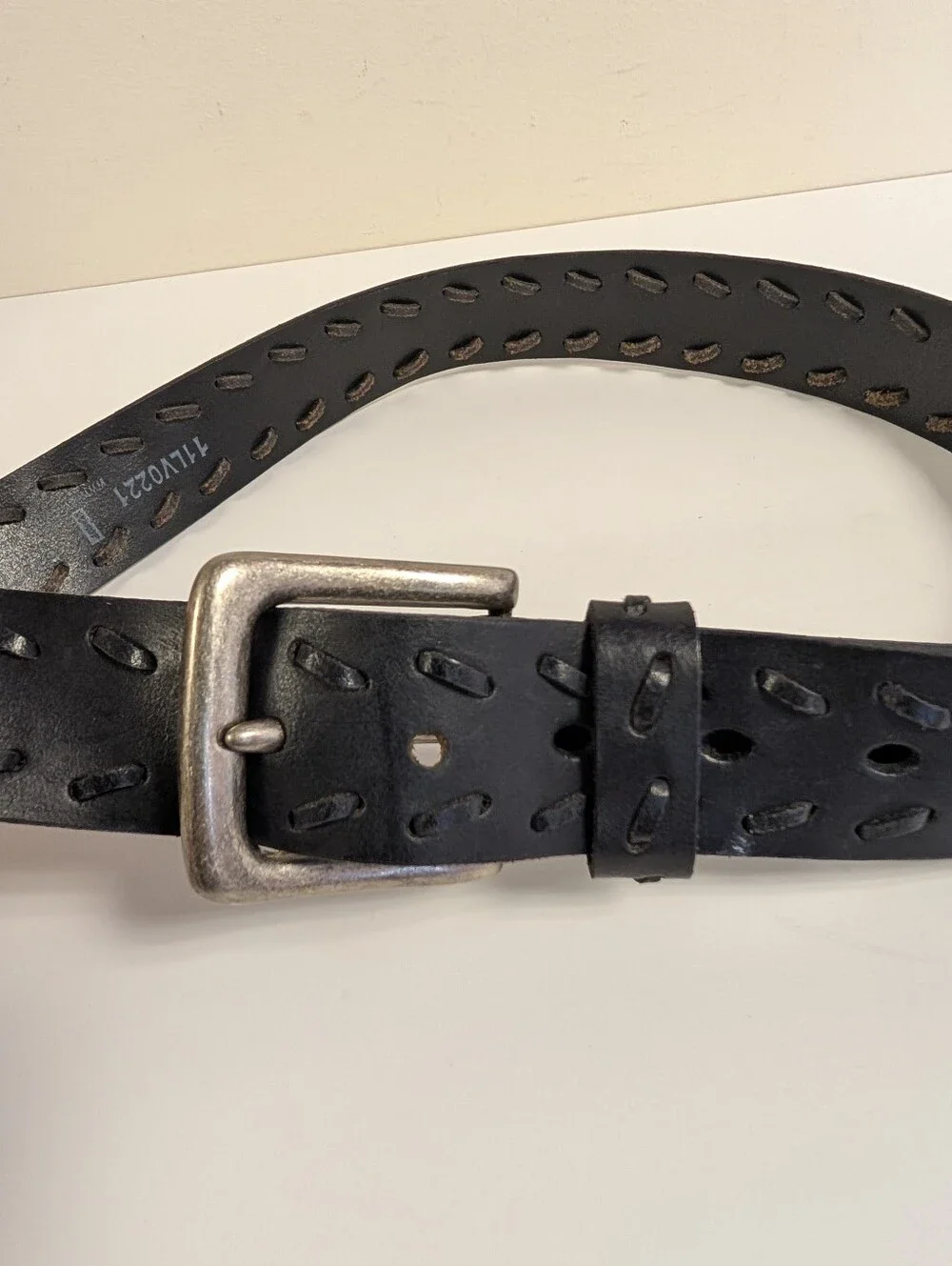 Levi's Black Genuine Italian Leather Whipstitch Belt 38 Rustic Casual